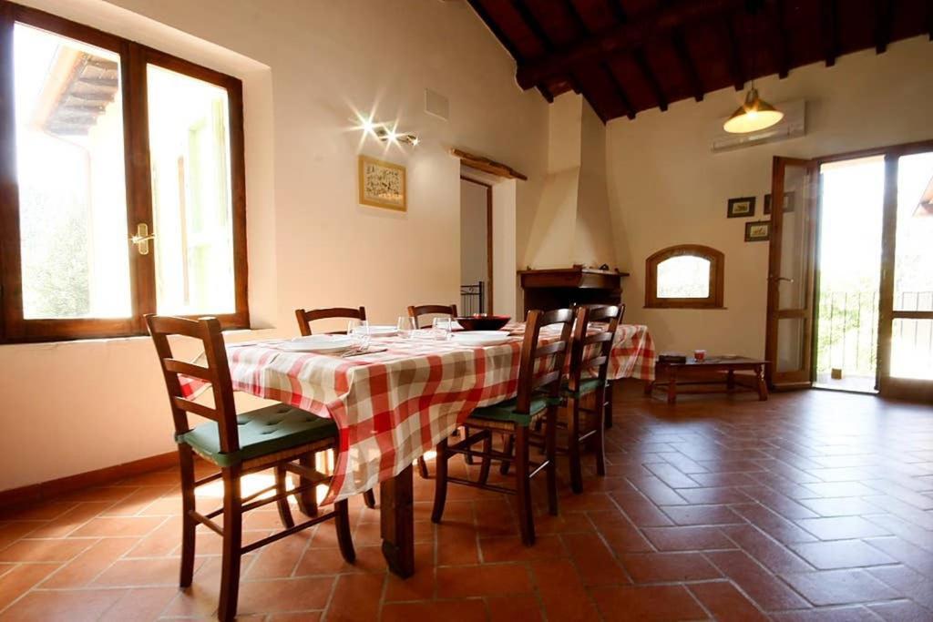 קיאני Villa Con Piscina 10 Posti Letto, L'Oliveta Di Rivalto מראה חיצוני תמונה